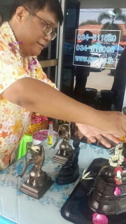 ไฟล์แนบ พนักงานในสังกัดกปภ.สาขากาญจนบุรี ร่วมรดน้ำขอพรจาก ผู้จัดการการประปาส่วนภูมิภาคสาขากาญจนบุรี 