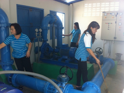 ไฟล์แนบ หัวหน้างานจัดเก็บรายได้  กปภ.สาขากำแพงเพชร นำพนักงานเรียนรู้กระบวนการผลิตน้ำประปา ตามโครงการ Water Safety Plan : WSP 