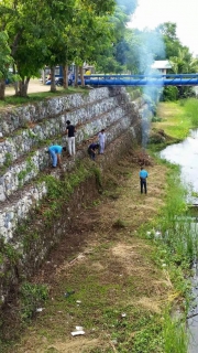 ไฟล์แนบ งานผลิต กปภ.สาขากาญจนบุรี ได้ทำการกำจัดวัชพืชใต้โรงสูบน้ำแรงต่ำ 1,2 เพื่อ ปรับปรุงภูมิทัศน์ให้สวยงาม เมื่อวันที่ 22 กรกฏาคม 2558