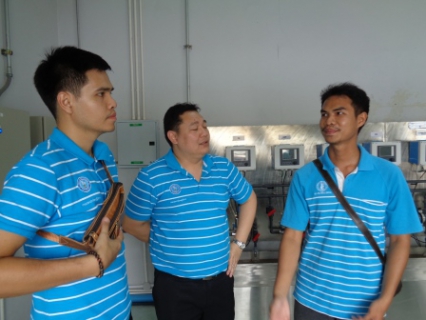 ไฟล์แนบ นายธวัช ก้อนนาค ผจก.กปภ.(พ) สาขาพระนครศรีอยุธยา  ให้การต้อนรับเจ้าหน้าที่ กองแผนกลยุทธ์ทรัพยากรบุคคล เข้าศึกษาดูงาน  ในวันที่ 21 กรกฎาคม  2558  ณ  สำนักงานการประปาส่วนภูมิภาคสาขาพระนครศรีอยุธยา(ชั้นพิเศษ)  และสถานีผลิตน้ำอยุธยา 2