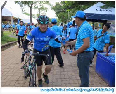 ไฟล์แนบ กปภ.สาขาสุราษฎร์ธานี (ชั้นพิเศษ) สนับสนุนน้ำดื่มในกิจกรรม BIKE FOR MOM ปั่นเพื่อแม่ เนื่องในโอกาสมหามงคล เฉลิมพระชนมพรรษา 83