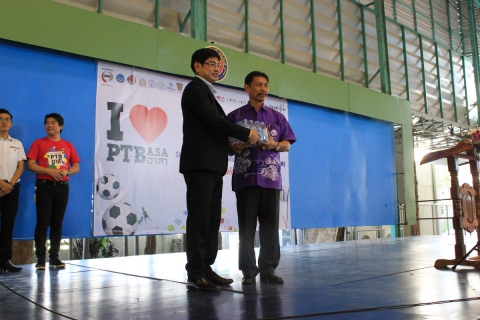 ไฟล์แนบ กปภ.สาขาพัทยา (พ) ร่วมกับ เซ็นทรัลเฟสติวัล พัทยา บีช  จัดโครงการ CSR โครงการ PTB ASA ส่งสุขให้น้อง ปี ๒  ณ โรงเรียนเมืองพัทยา ๗ (บ้านหนองพังแค)