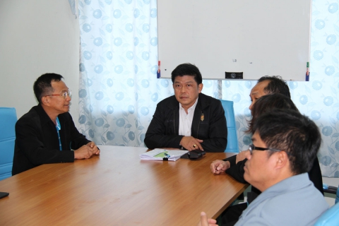 ไฟล์แนบ นายจิรชัย มูลทองโร่ย รองปลัดสำนักนายกรัฐมนตรีและในฐานะประธานกรรมการการประปาส่วนภูมิภาค ลงพื้นที่ตรวจเยี่ยมสถานการณ์ภัยแล้งในพื้นที่จังหวัดปทุมธานี ณ สถานีผลิตน้ำคลอง 13 จ.ปทุมธานี 