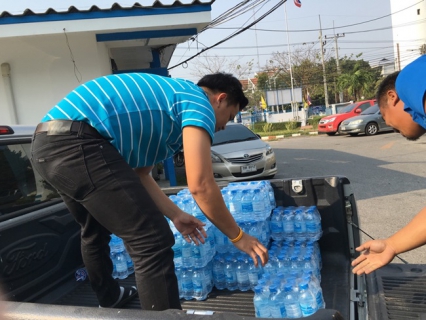 ไฟล์แนบ การประปาส่วนภูมิภาคสาขาฉะเชิงเทรา ได้มอบน้ำดื่มบรรจุขวด ตรา กปภ. ให้แก่สำนักงานสาธารณสุขอำเภอเมืองจังหวัดฉะเชิงเทรา