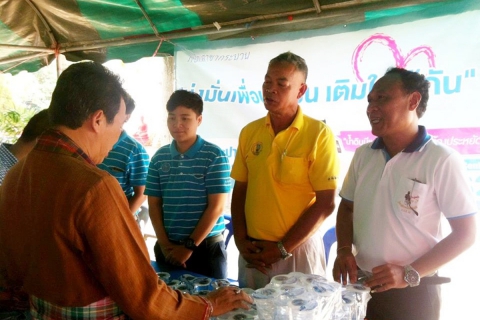 ไฟล์แนบ กปภ.สาขากระนวน ร่วมโครงการ ศูนย์ดำรงธรรม อำเภอยิ้มเคลื่อนที่ พร้อมออกหน่วยบริการภายใต้โครงการ มุ่งมั่นเพื่อปวงชน เติมใจให้กัน