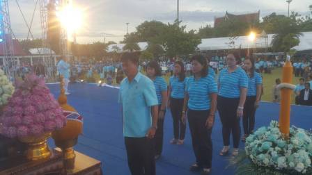 ไฟล์แนบ นายธวัช ก้อนนาค ผจก.กปภ.(พ) สาขาพระนครศรีอยุธยา  พร้อมด้วยพนักงานในสังกัด เข้าร่วมงานเฉลิมพระเกียรติ สมเด็จพระนางเจ้าฯ พระบรมราชินีนาถ      เนื่องในโอกาสพระราชพิธี มหามงคลเฉลิมพระชนมพรรษา ๘4 พรรษา ในวันที่ ๑๒ สิงหาคม ๒๕๕9 ณ  วัดพนัญเชิงวรวิหาร และร่วมงานศิลป์ของแม่  โดยนำน้ำดื่มตราสัญลักษณ์ กปภ. บริการให้กับประชาชนในวันที่ ๑๒-14 สิงหาคม ๒๕๕9 ณ  ศูนย์ศิลปาชีพ บางไทรฯ  จังหวัดพระนครศรีอยุธยา