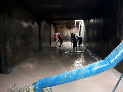 ไฟล์แนบ การประปาส่วนภูมิภาค สาขาธาตุพนมร่วมแรงร่วมใจล้างถังน้ำใส ตามโครงการ WSP