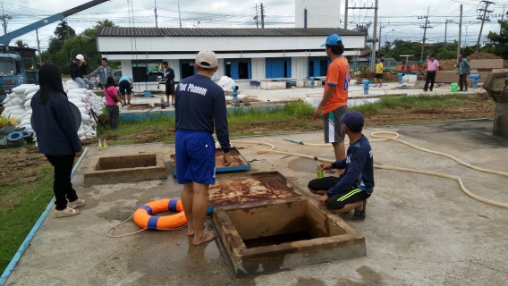 ไฟล์แนบ การประปาส่วนภูมิภาค สาขาธาตุพนมร่วมแรงร่วมใจล้างถังน้ำใส ตามโครงการ WSP