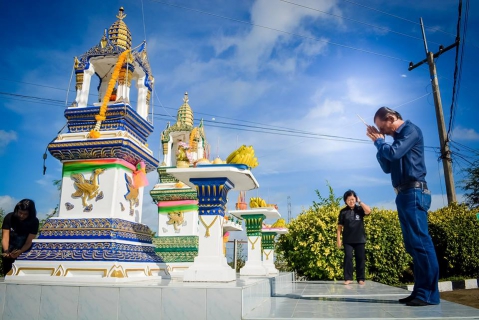ไฟล์แนบ สาขาบ้านฉาง ทำบุญเลี้ยงพระเนื่องในโอกาสวันขึ้นปีใหม่ ๒๕๖๐