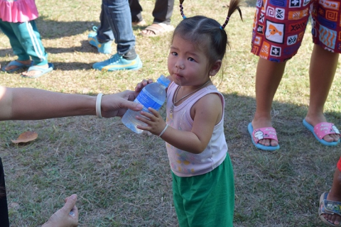 ไฟล์แนบ กปภ.สาขากำแพงเพชร ร่วมกับ งานลูกค้าสัมพันธ์ กปภ.เขต 10ลงพื้นที่ "หน่วยบำบัดทุกข์ บำรุงสุข สร้างรอยยิ้มให้ประชาชน ประจำเดือนมกราคม 2560 