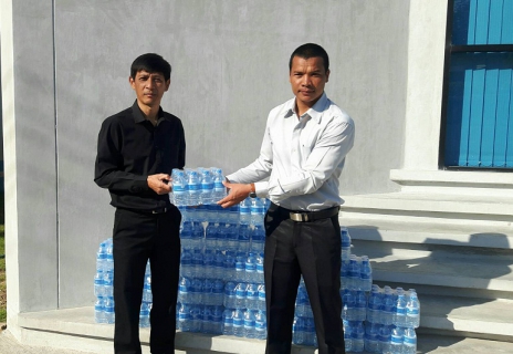 ไฟล์แนบ กปภ.สาขากำแพงเพชร มอบน้ำดื่มบรรจุขวดตราสัญลักษณ์ กปภ. เพื่อสนับสนุนค่ายลูกเสือ  เนตรนารีและยุวกาชาด