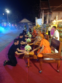 ไฟล์แนบ กปภ.สาขากำแพงเพชร  ร่วมพิธีเปิดงานประเพณี "นบพระ-เล่นเพลง" และงานกาดชาดจังหวัดกำแพงเพชร " ประจำปี 2560 พร้อมจัดพนมเบี้ย เพื่อถวายเป็นพุทธบูชา ณ วัดพระบรมธาตุ พระอารามหลวง ต.นครชุม อ.เมือง จ.กำแพงเพชร