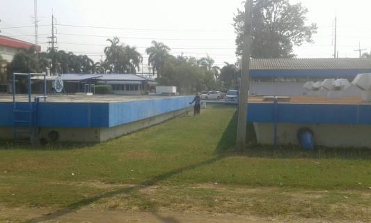 ไฟล์แนบ ทีมงานผลิต กปภ.สาขาด่านช้างร่วมกันจัดกิจกรรมทำความสะอาดและตัดหญ้าบริเวณโรงสูบน้ำแรงสูง