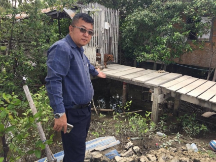 ไฟล์แนบ กปภ.สาขาสมุทรสงคราม ลงพื้นที่หาท่อรั่วบริเวณตำบลคลองโคน 