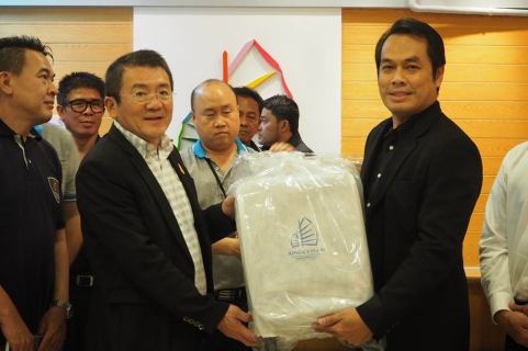 ไฟล์แนบ ผู้ว่าการ กปภ. ลงพื้นที่พบผู้ใช้น้ำรายใหญ่ ห้างสรรพสินค้าจังซีลอน สร้างความมั่นใจในน้ำประปา