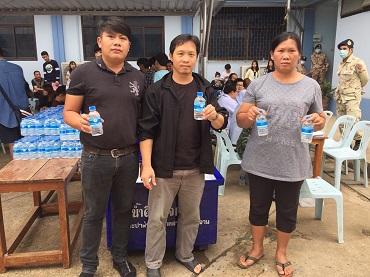 ไฟล์แนบ สนับสนุนน้ำดื่มให้กับหน่วยสัสดีอำเภอวังเหนือ ในการตรวจเลือกทหารกองเกิน