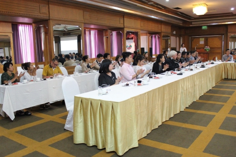 ไฟล์แนบ ผจก.กปภ. (พ) สาขาพัทยา ประชุมร่วมกับสมาคมนักธุรกิจและการท่องเที่ยวเมืองพัทยา  ประจำเดือนเมษายน ๒๕๖๐