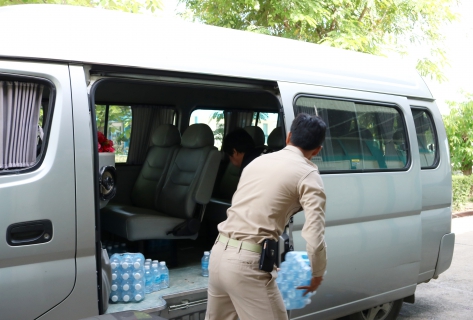ไฟล์แนบ กปภ.สาขาปทุมธานี สนับสนุนน้ำดื่มสำหรับผู้สูงอายุในโครงการสร้างความตระหนักและเตรียมความพร้อมผู้สูงอายุจังหวัดปทุมธานี ประจำปี 2560