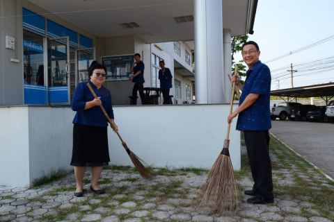 ไฟล์แนบ การประปาส่วนภูมิภาคเขต ๗ จัดกิจกรรม Big Cleaning Day และรดน้ำขอพรคณะผู้บริหารเนื่องในเทศกาลสงกรานต์ ประจำปี ๒๕๖๐