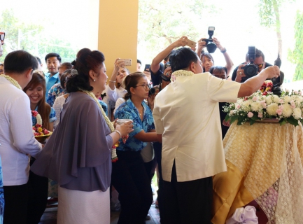 ไฟล์แนบ กปภ.สาขาปทุมธานี ร่วมพิธีรดน้ำขอพรผู้ว่าราชการจังหวัดปทุมธานี