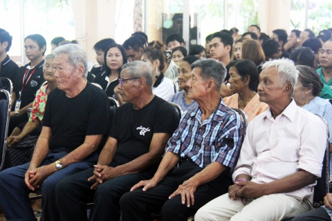 ไฟล์แนบ กปภ.ข.10 ร่วมกิจกรรมดูแลผู้สูงอายุสถานสงเคราะห์คนชราบ้านเขาบ่อแก้วเนื่องในวันแรงงานแห่งชาติประจำปี 2560