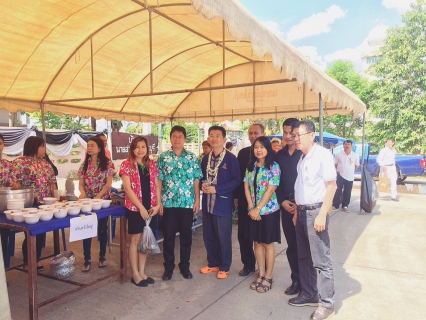 ไฟล์แนบ ร่วมกันแจกน้ำดื่มตราสัญลักษณ์ของการประปาส่วนภูมิภาค เทศกาลสงกรานต์อำเภอวิเชียรบุรี  