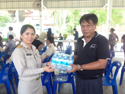 ไฟล์แนบ กปภ.สาขาสามพราน  ร่วมกิจกรรมโครงการอำเภอยิ้มเคลื่อนที่ หน่วยบำบัดทุกข์ บำรุงสุข สร้างรอยยิ้มให้ประชาชน  ประจำเดือน พฤษภาคม 2560
