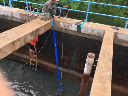 ไฟล์แนบ การประปาส่วนภูมิภาคสาขาบางสะพาน ร่วมกันทำความสะอาดถังตกตะกอนขนาด 200 ลบ.ม./ชม. สถานีผลิตจ่ายน้ำช้างแรก ตามโครงการWSP ประจำ เดือน พฤษภาคม  2560   