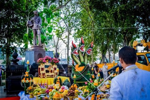 ไฟล์แนบ สาขาบ้านฉาง ร่วมพิธีอัญเชิญพระบรมรูป ร.๕ พร้อมสนับสนุนน้ำดื่มเพื่อใช้ในกิจกรรม