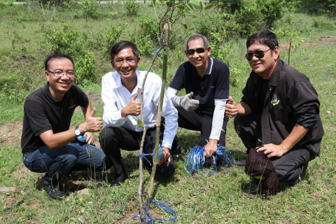 ไฟล์แนบ จัดกิจกรรม CSR ด้านความรับผิดชอบต่อสิ่งแวดล้อมในโครงการ กปภ.เขต ๑ รักษ์น้ำ รักษ์ป่า รักษาสิ่งแวดล้อม ประจำปี ๒๕๖๐