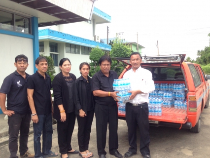 ไฟล์แนบ การประปาส่วนภูมิภาคสาขาสามพราน  มอบน้ำดื่มตราสัญลักษณ์กปภ. ให้สำนักงานป้องกันและบรรเทาสารธารณภัย  จังหวัดนครปฐม จำนวน 500 ขวด