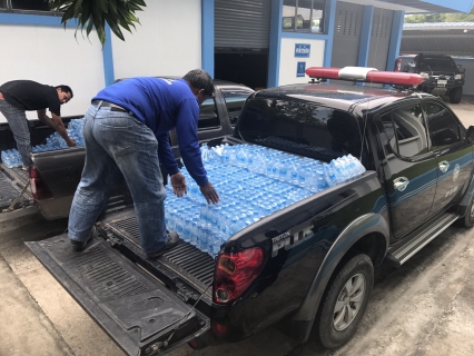 ไฟล์แนบ กปภ.สาขาศรีราชา สนับสนุนน้ำดื่ม เพื่อใช้ในโครงการแห่เทียนเข้าพรรษาถวายให้แก่วัดเขาคันทรง วัดระเวิงรังสรรค์ และวัดสุรศักดิ์