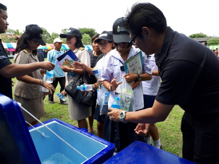 ไฟล์แนบ กปภ.สาขากำแพงเพชร มอบน้ำดื่มบรรจุขวดตราสัญลักษณ์ กปภ.จำนวน 2,040 ขวด ในโครงการ "หน่วยบำบัดทุกข์ บำรุงสุข สร้างรอยยิ้มให้ประชาชน 