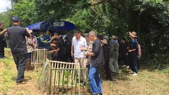 ไฟล์แนบ เข้าร่วมกิจกรรมปลูกต้นไม้เฉลิมพระเกียรติสมเด็จพระเจ้าอยู่หัวมหาวชิราลงกรณ บดินทรเทพวรางกูล เนื่องโอกาสวันเฉลิมพระชนมพรรษา 65 พรรษา