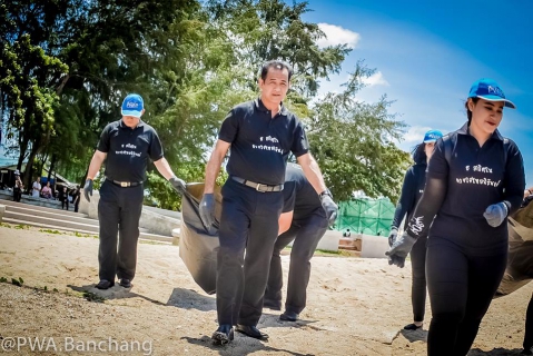 ไฟล์แนบ สาขาบ้านฉาง ร่วมบำเพ็ญสาธารณประโยชน์เฉลิมพระเกียรติในหลวง ร.๑๐ 