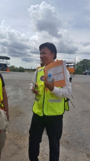 ไฟล์แนบ กปภ.สาขาพนมทวน ร่วมมอบน้ำดื่มบรรจุขวด เพื่อใช้การฝึกซ้อมแผนป้องกันภัยฝ่ายพลเรือนช่วยเหลือผู้ประสบภัยจากอุบัติเหตุทางถนน