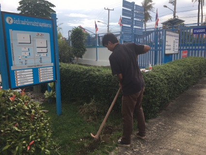 ไฟล์แนบ กปภ.สาขาสมุทรสงคราม ร่วมปลูกต้นดาวเรือง ถวายเป็นราชสักการะเนื่องในพระราชพิธีถวายพระเพลิงพระบรมศพพระบาทสมเด็จพระปรมินทรมหาภูมิพลอดุลยเดช 