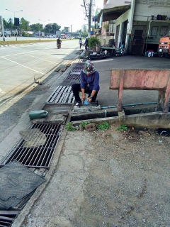 ไฟล์แนบ กปภ.สาขาท่าแซะ จัดโครงการ "มุ่งมั่นเพื่อปวงชน เติมใจให้กัน" ครั้งที่ ๖/๒๕๖๐