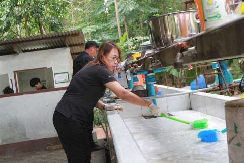 ไฟล์แนบ กปภ.สาขาขลุง ร่วมกิจกรรม CSR "กปภ.ร่วมใจทำความดีปรับปรุงห้องน้ำวัดในชนบท ประจำปี 2560"