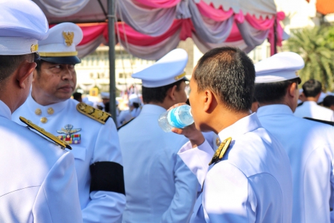 ไฟล์แนบ กปภ.สาขาปทุมธานี ร่วมพิธีวางพวงมาลาถวายราชสักการะพระบรมราชานุสาวรีย์ พระบาทสมเด็จพระจุลจอมเกล้าเจ้าอยู่หัว เนื่องในวันปิยมหาราช ประจำปี 2560