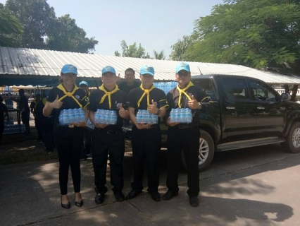 ไฟล์แนบ กปภ.สาขาศรีเชียงใหม่ มอบน้ำดื่มตราสัญลักษณ์ กปภ. ให้กับอำเภอศรีเชียงใหม่ เพื่อนำไปให้บริการน้ำดื่มแก่ประชาชนที่มาร่วมงานพระราชพิธีถวายพระเพลิงพระบรมศพสมเด็จพระปรมินทรมหาภูมิพลอดุลยเดช บรมนาถบพิตร