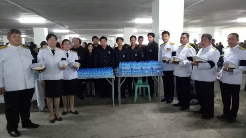 ไฟล์แนบ กปภ.สาขาลำปาง  ร่วมงานพิธีถวายดอกไม้จันทน์ของภาคประชาชนในส่วนภูมิภาคจังหวัดลำปาง 