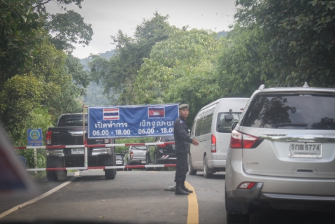 ไฟล์แนบ กปภ.สาขาตราดเข้าร่วมประชุมปรึกษาหารือเรื่องการก่อสร้างถนนและปรับลดความชันบริเวณจุดผ่อนปรนการค้าบ้านมะม่วง อ.บ่อไร่ จ.ตราด