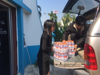 ไฟล์แนบ กปภ.สาขาสมุทรสงคราม ส่งมอบน้ำดื่มบรรจุขวดตราสัญลักษณ์ กปภ. ให้กับสำนักงานพัฒนาสังคมและความมั่นคงของมนุษย์จังหวัดสมุทรสงคราม 