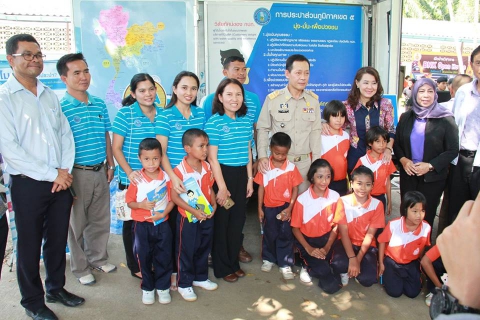 ไฟล์แนบ กปภ.ข.5 และ กปภ.สาขาสตูล ร่วมส่งมอบห้องสมุดกับ สวท.สตูล
