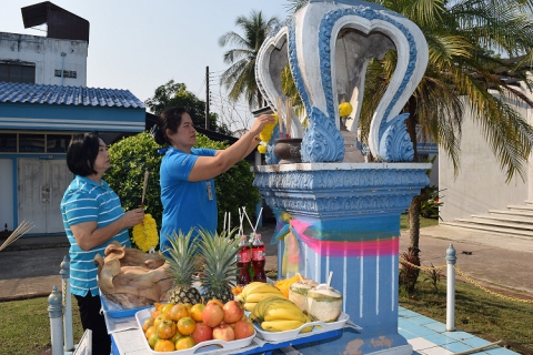 ไฟล์แนบ กปภ.สาขากำแพงเพชร บวงสรวงบูชาสักการะพระแม่ธรณี ศาลพระภูมิเจ้าที่  เนื่องในวันสถาปนา กปภ. ครบรอบ 39 ปี 