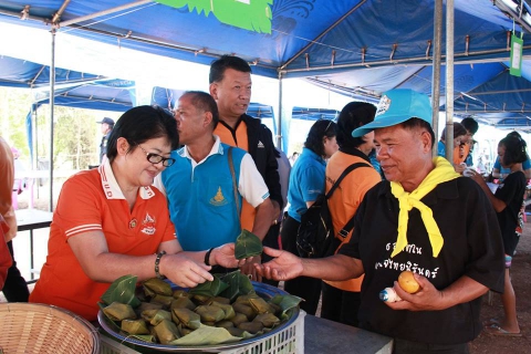 ไฟล์แนบ กปภ.ข.๗ ร่วมจัดตั้งโรงทานอาหาร ในพิธีวางศิลาฤกษ์สร้างพุทธมณฑลอุดรธานี  และยกเสาเอกศาลาพุทธศาสดา ณ วัดนิโรธพิมพาราม ต.หนองนาคำ อ.เมือง จ.อุดรธานี
