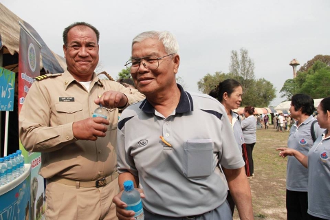ไฟล์แนบ กปภ.ข.๗ และ กปภ.สาขาอุดรธานี ร่วมกับจังหวัดอุดรธานี จัดกิจกรรมบำบัดทุกข์ บำรุงสุข ให้บริการประชาชน ตามโครงการจังหวัดเคลื่อนที่ ณ อำเภอพิบูลย์รักษ์ จังหวัดอุดรธานี