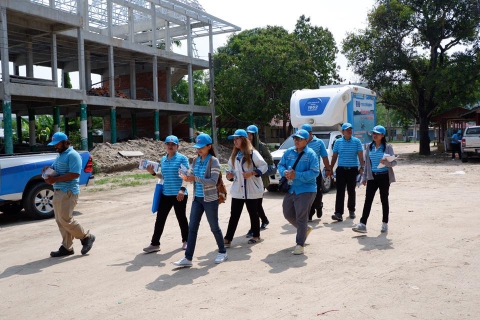 ไฟล์แนบ กปภ.สาขาเกาะสมุย ร่วมกับงานลูกค้าสัมพันธ์ กปภ.ข.4 ลงพื้นที่พบปะผู้ใช้น้ำและประชาสัมพันธ์โครงการวางท่อลอดใต้ทะเล ตามโครงการมุ่งมั่นเพื่อปวงชน เติมใจให้กัน