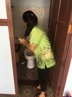 ไฟล์แนบ กปภ.สาขากาญจนบุรีร่วมจัดกิจกรรม "ล้างส้วมพร้อมกัน รับวันสงกรานต์" ประจำปี 2561 